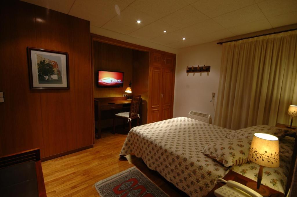 Hotel Els Puis Esterri D'Aneu Bilik gambar