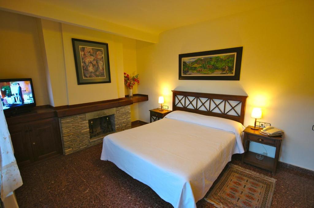 Hotel Els Puis Esterri D'Aneu Bilik gambar