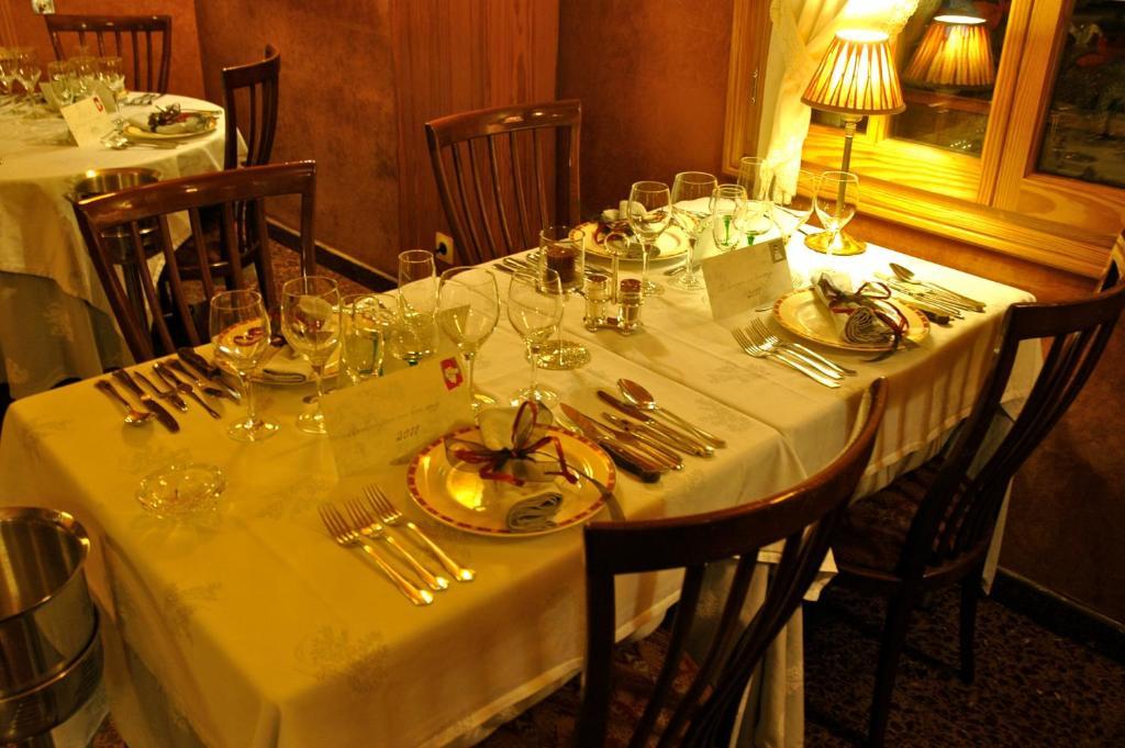 Hotel Els Puis Esterri D'Aneu Luaran gambar